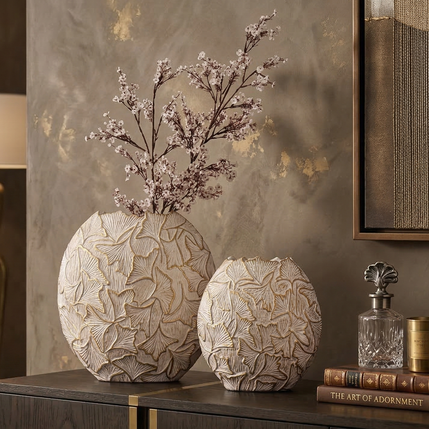 Brodia Sculpted Vase (Single)