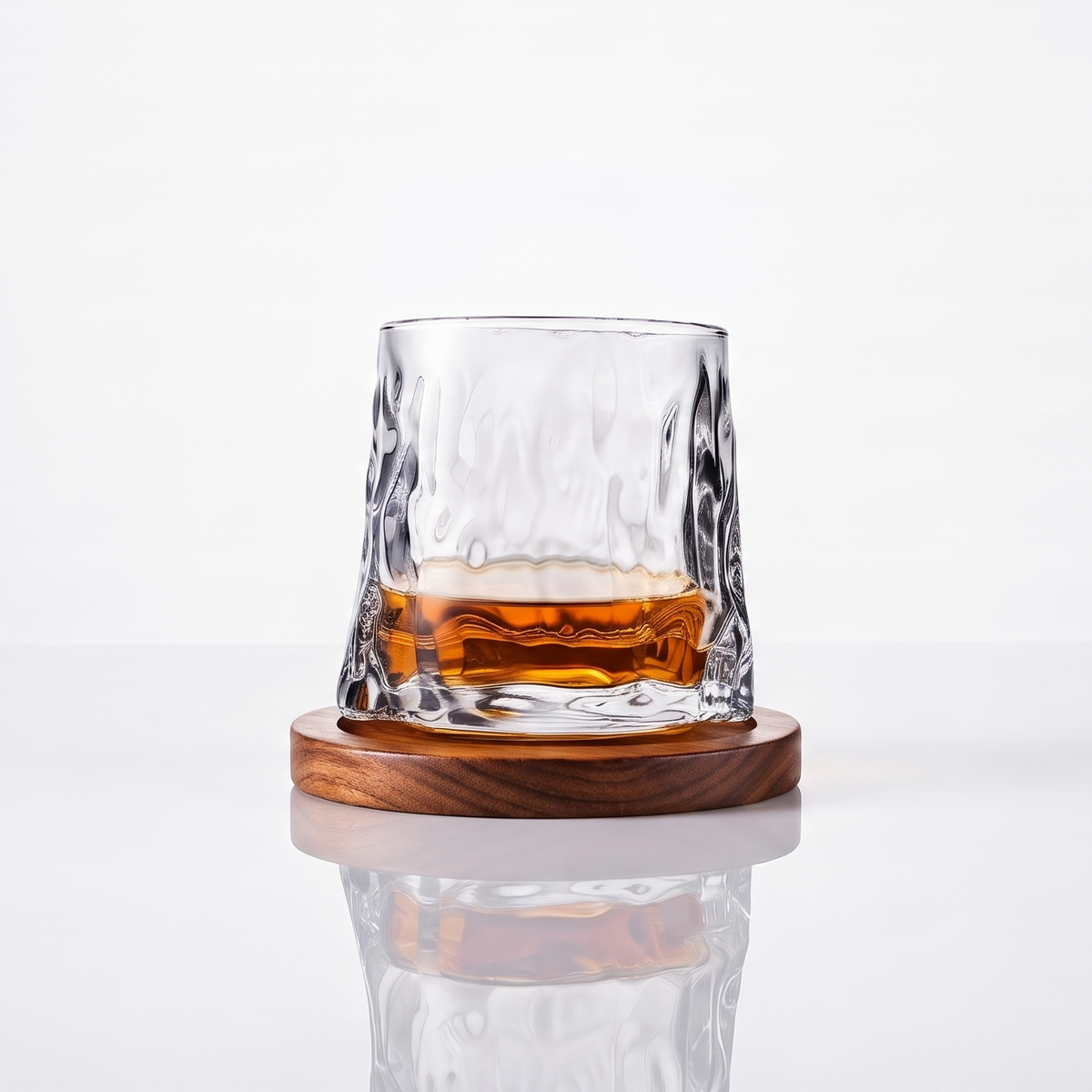 The Glacier Spinning Whiskey Glass with Coaster (Set of 4)