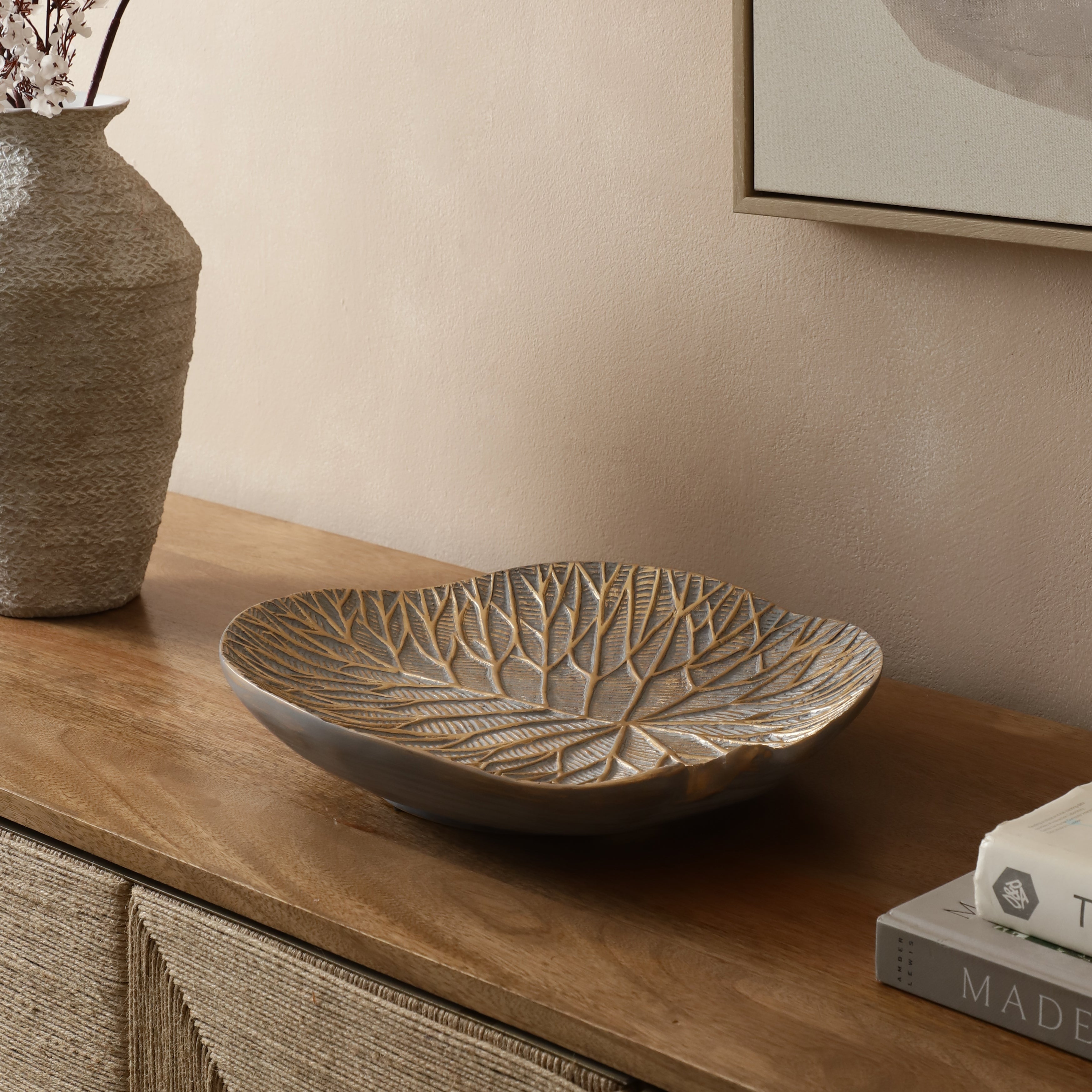 Leafora Textured Platter (Medium)