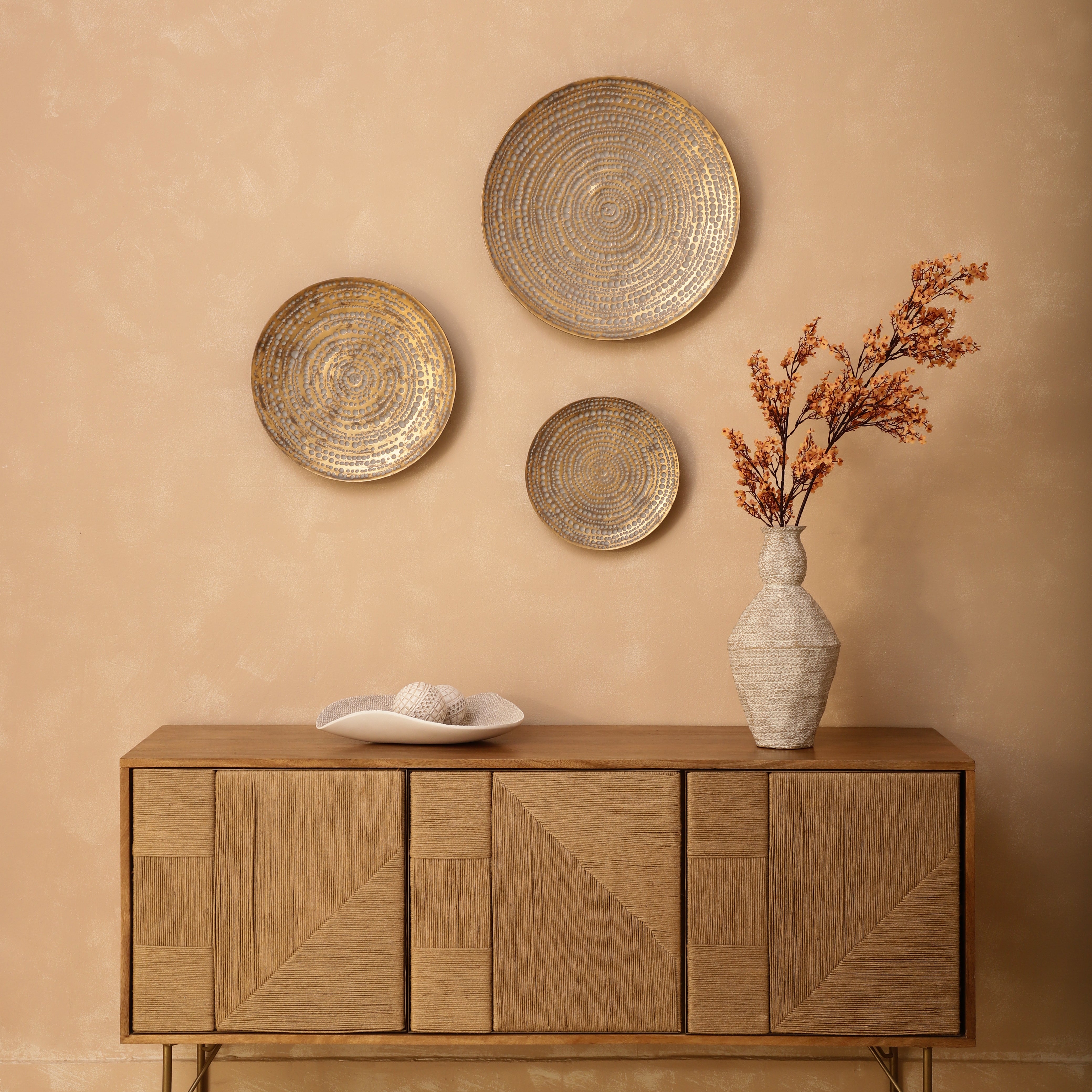 Rotara Textured Wall Plate (Single)