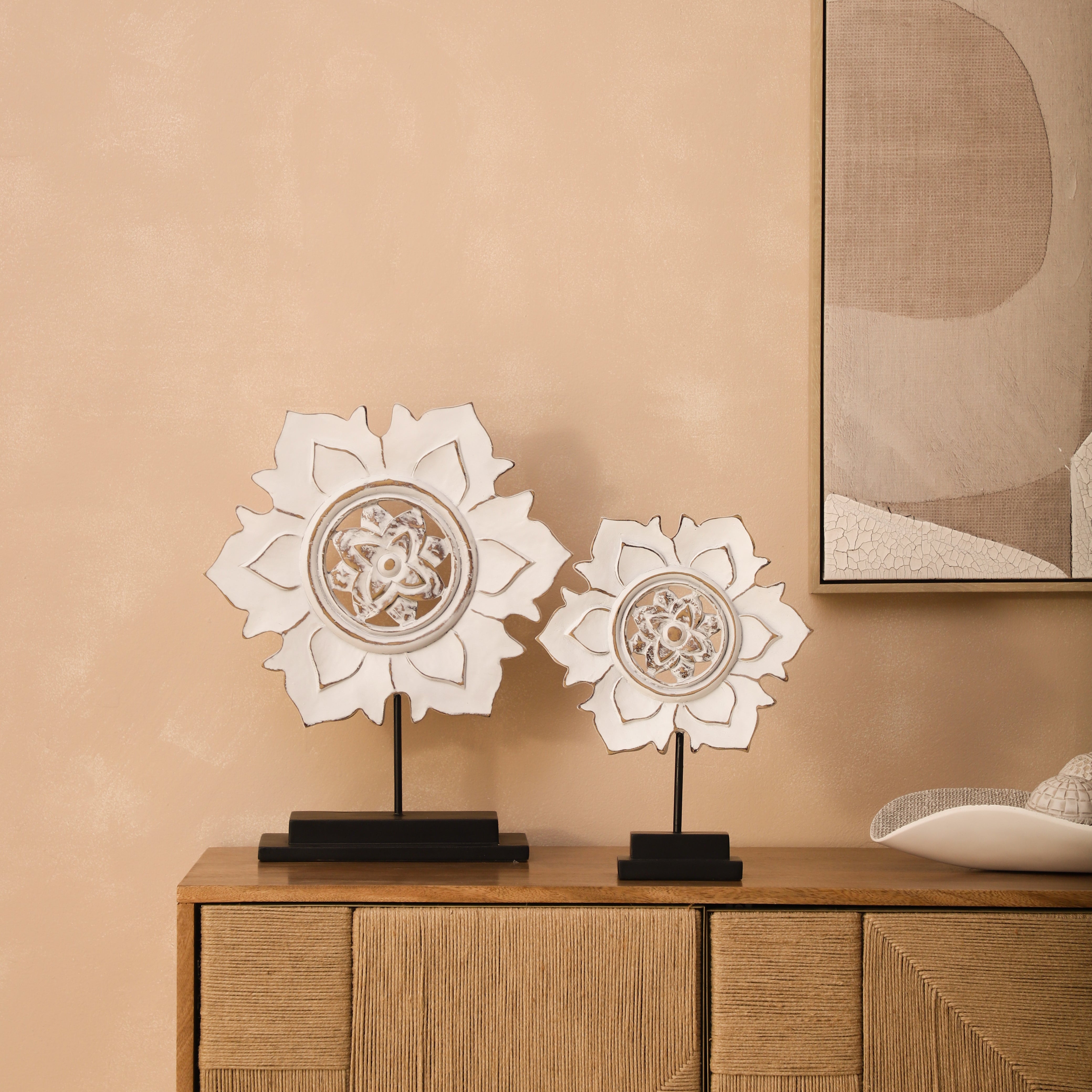 Petalora White Table Accent (Single)