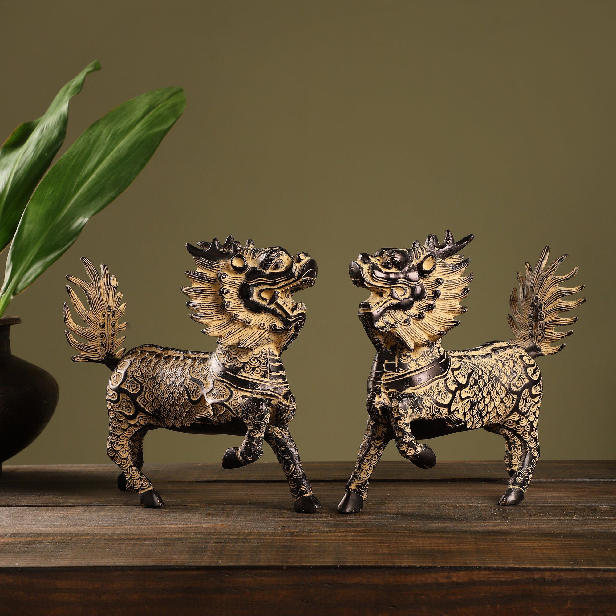 Mystical Dragons (Set of 2) - Black/White