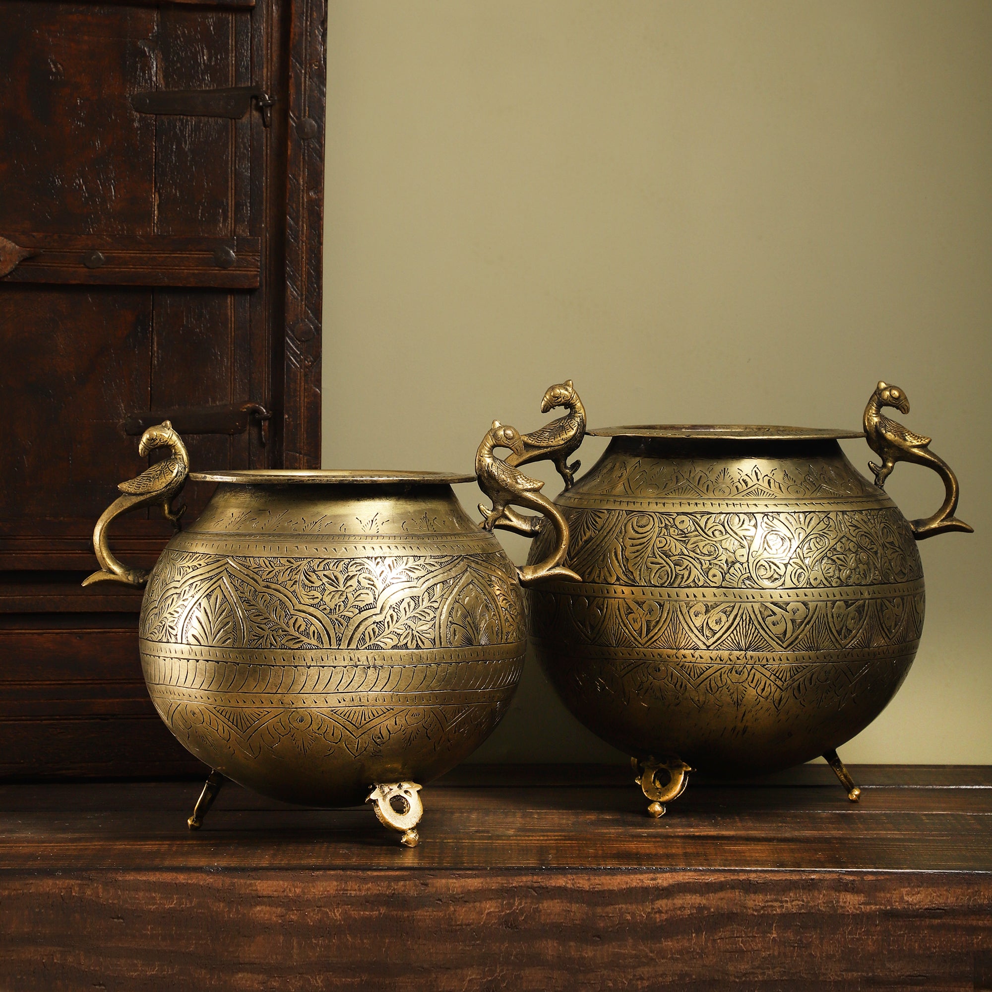 Antique Brass Pot Round (Single) - Main Image