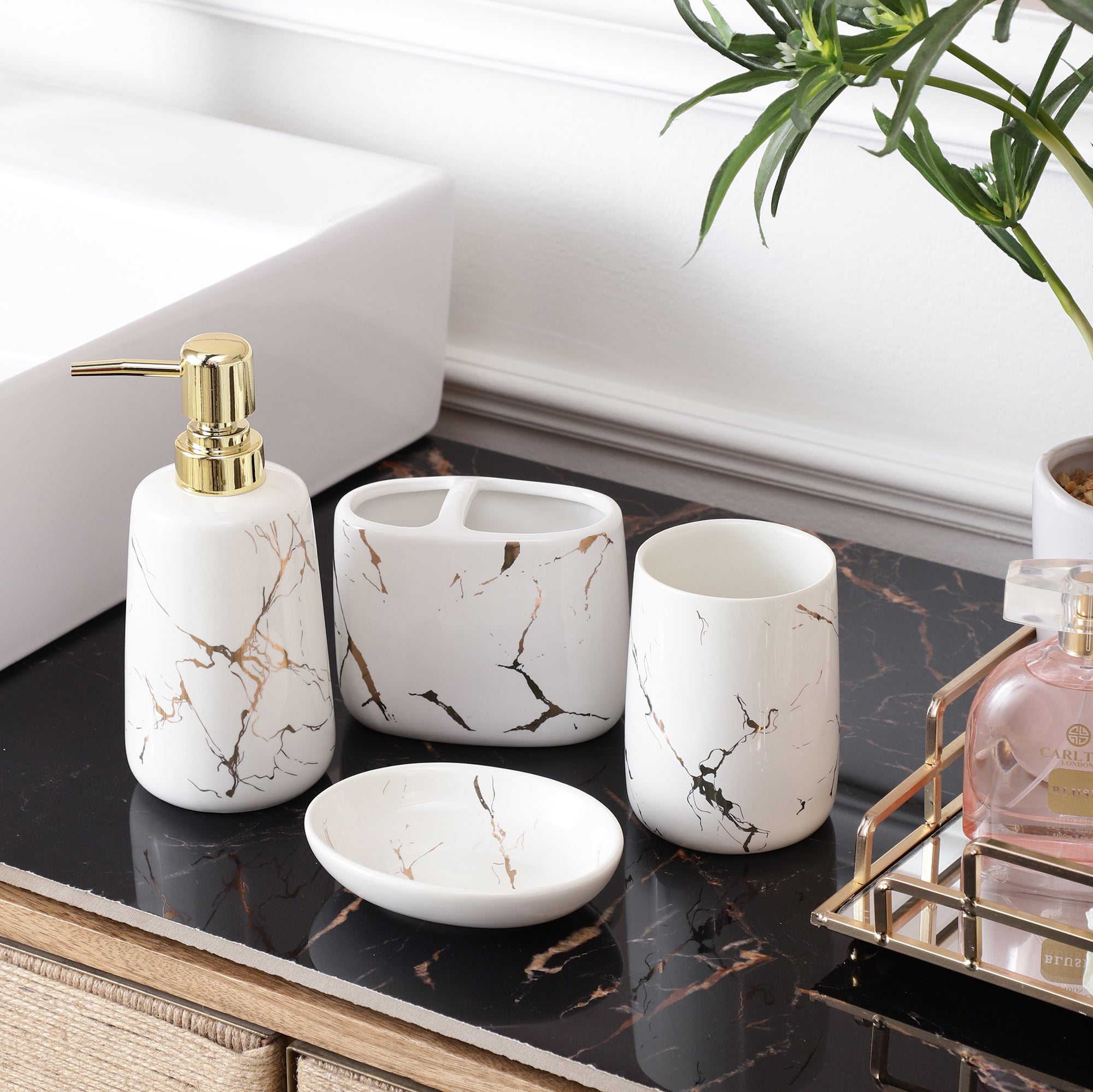 White-Gold Marble Pattern 4 Piece Bath Set