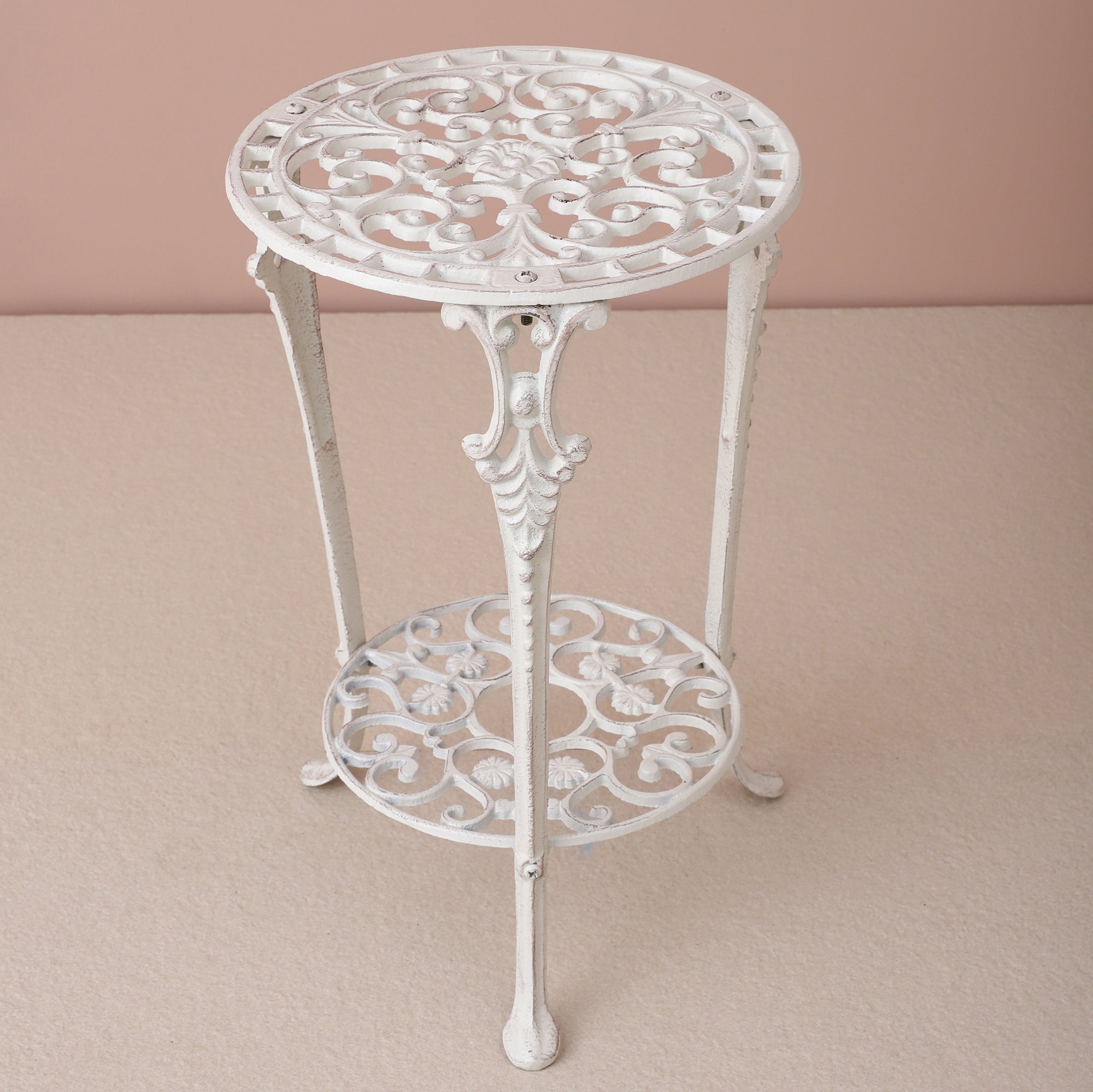 Meshed Floral Pattern Table (White)
