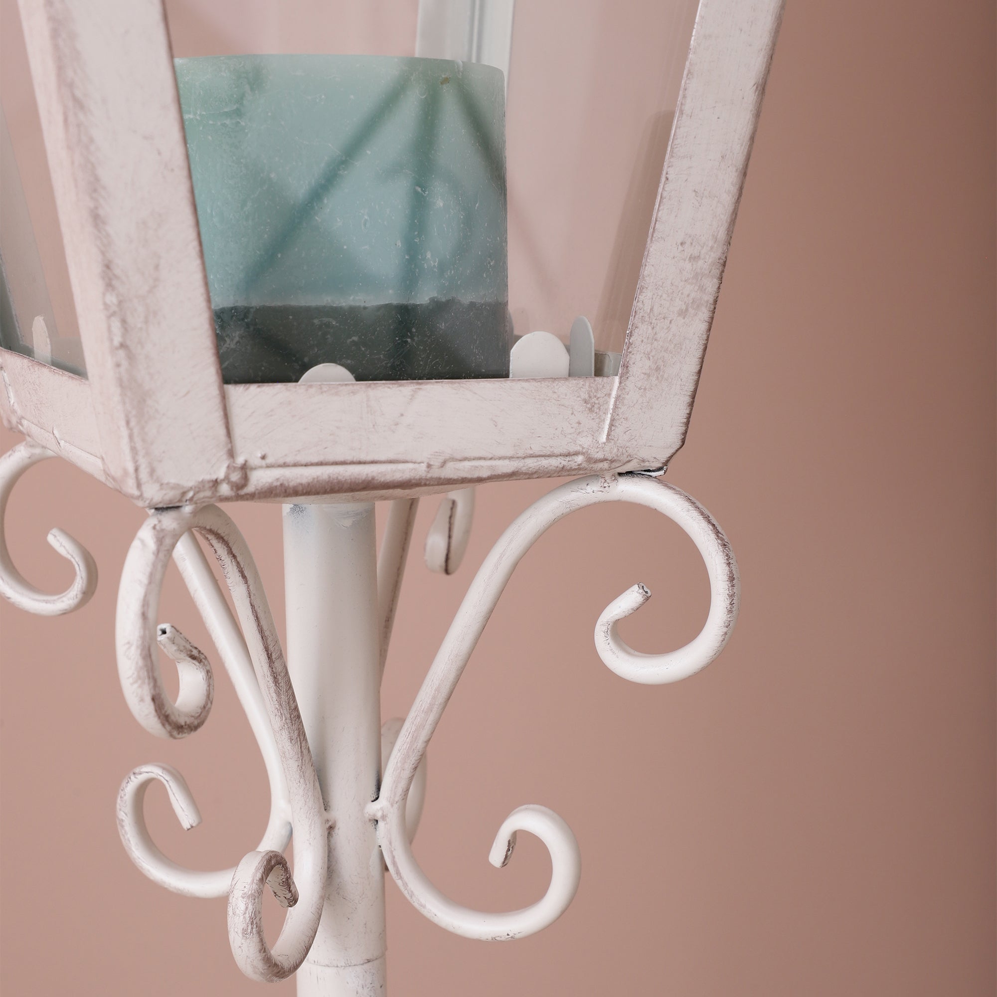 Victorian White Lamp Post