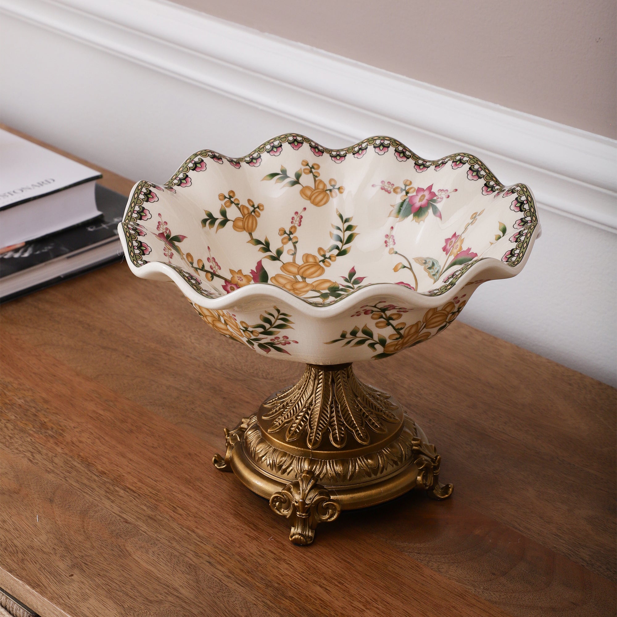 Yellow Regal Frill Bowl With Gold Base
