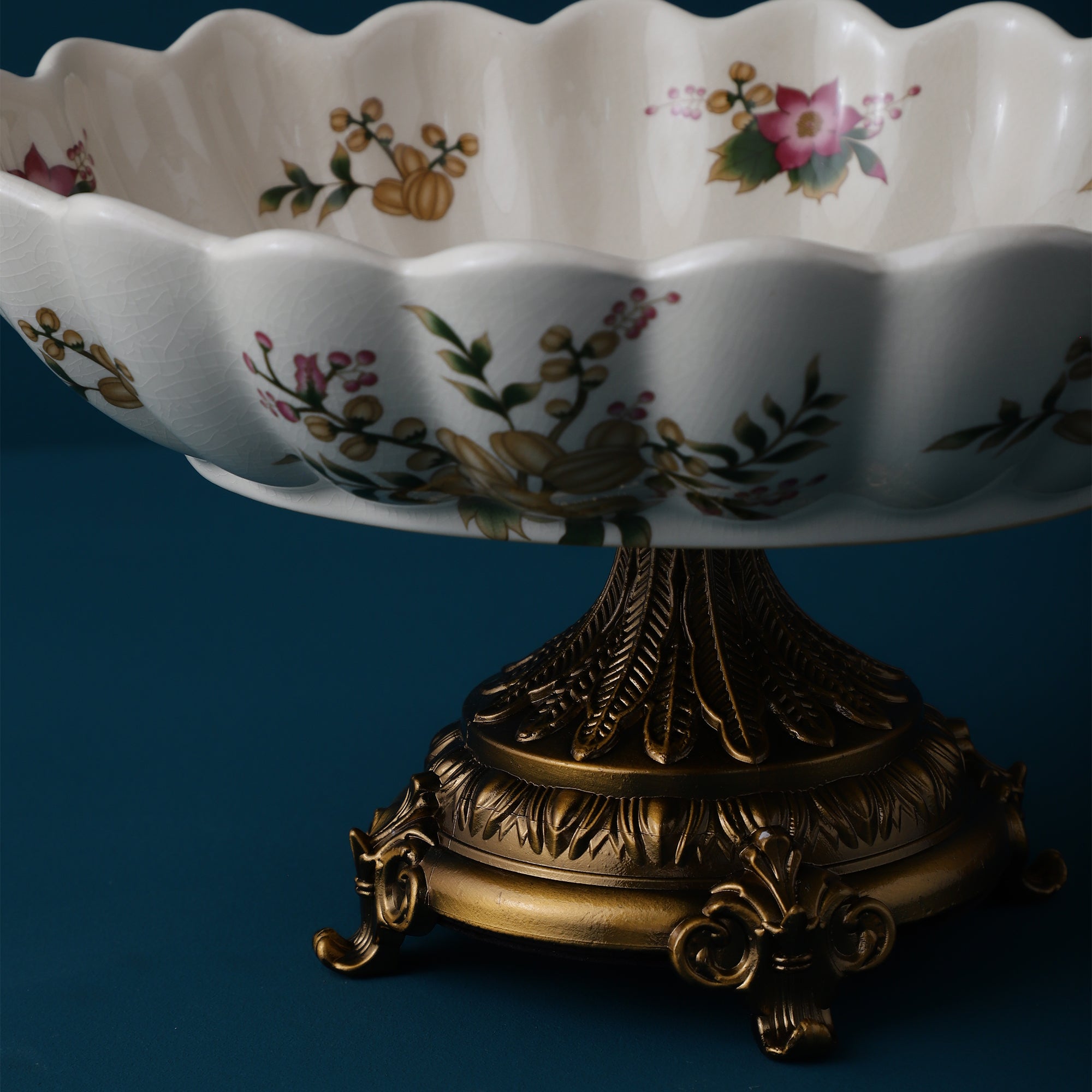 Yellow Regal Round Bowl With Gold Base (Large)