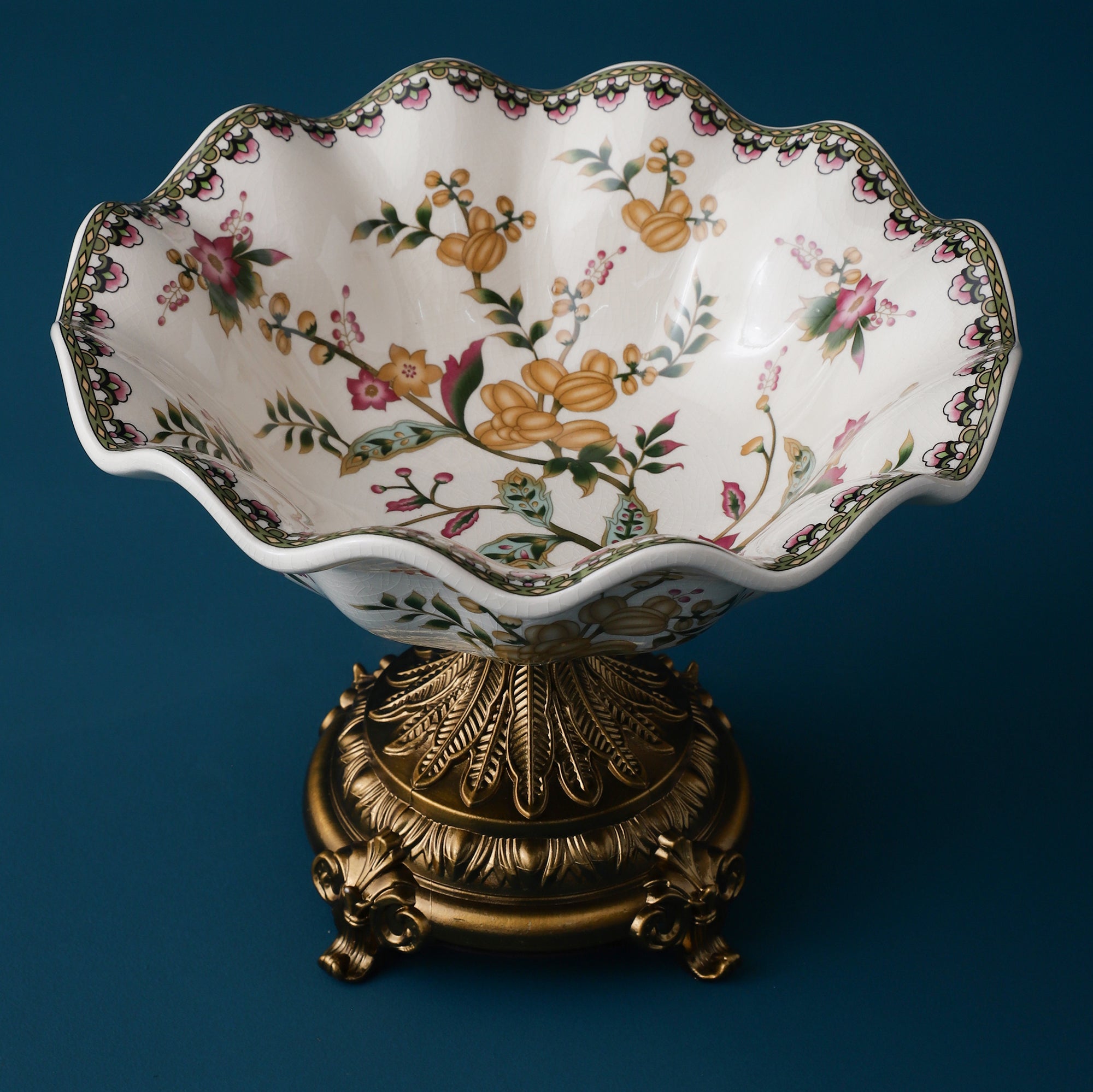 Yellow Regal Frill Bowl With Gold Base