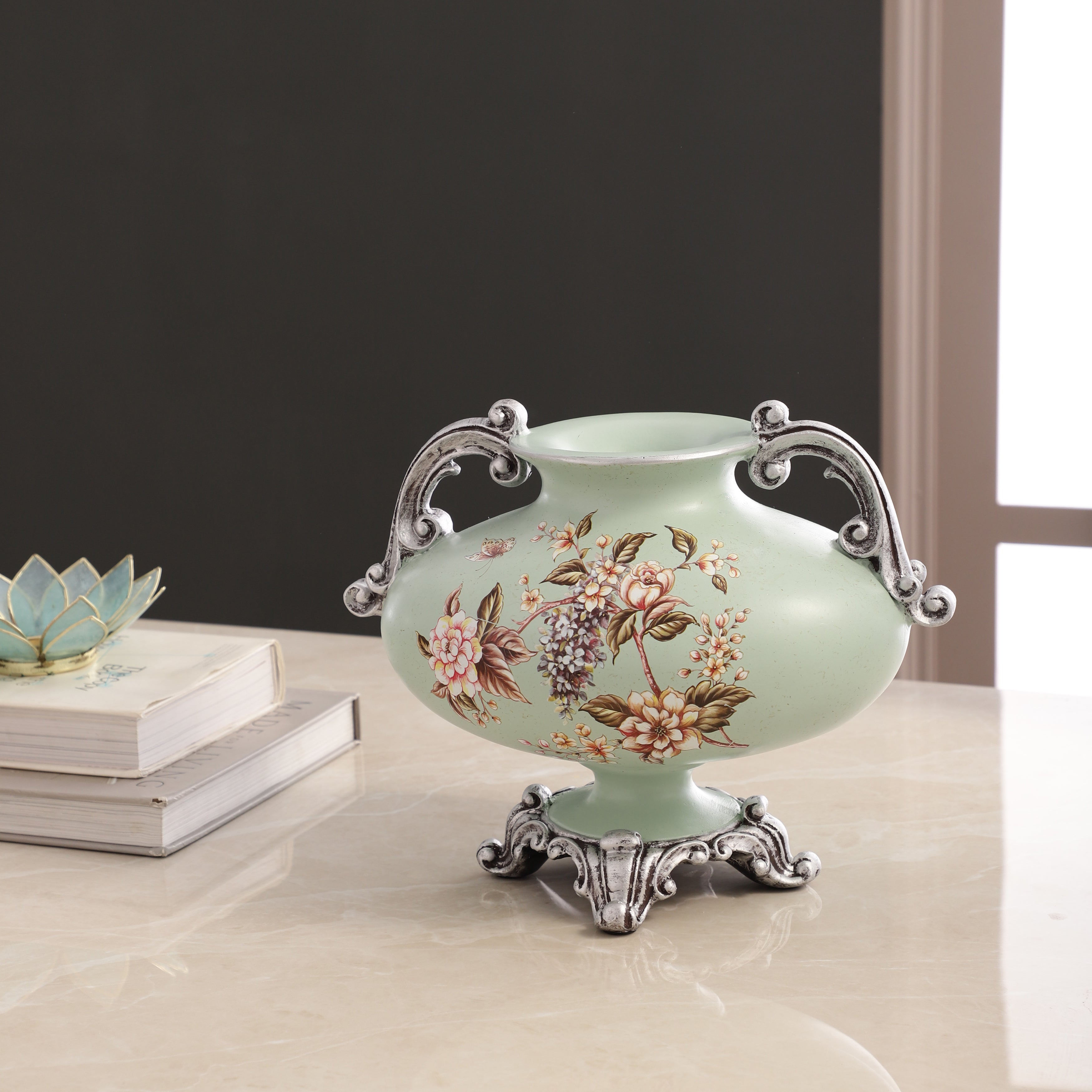 Gardenia Green Short Vase
