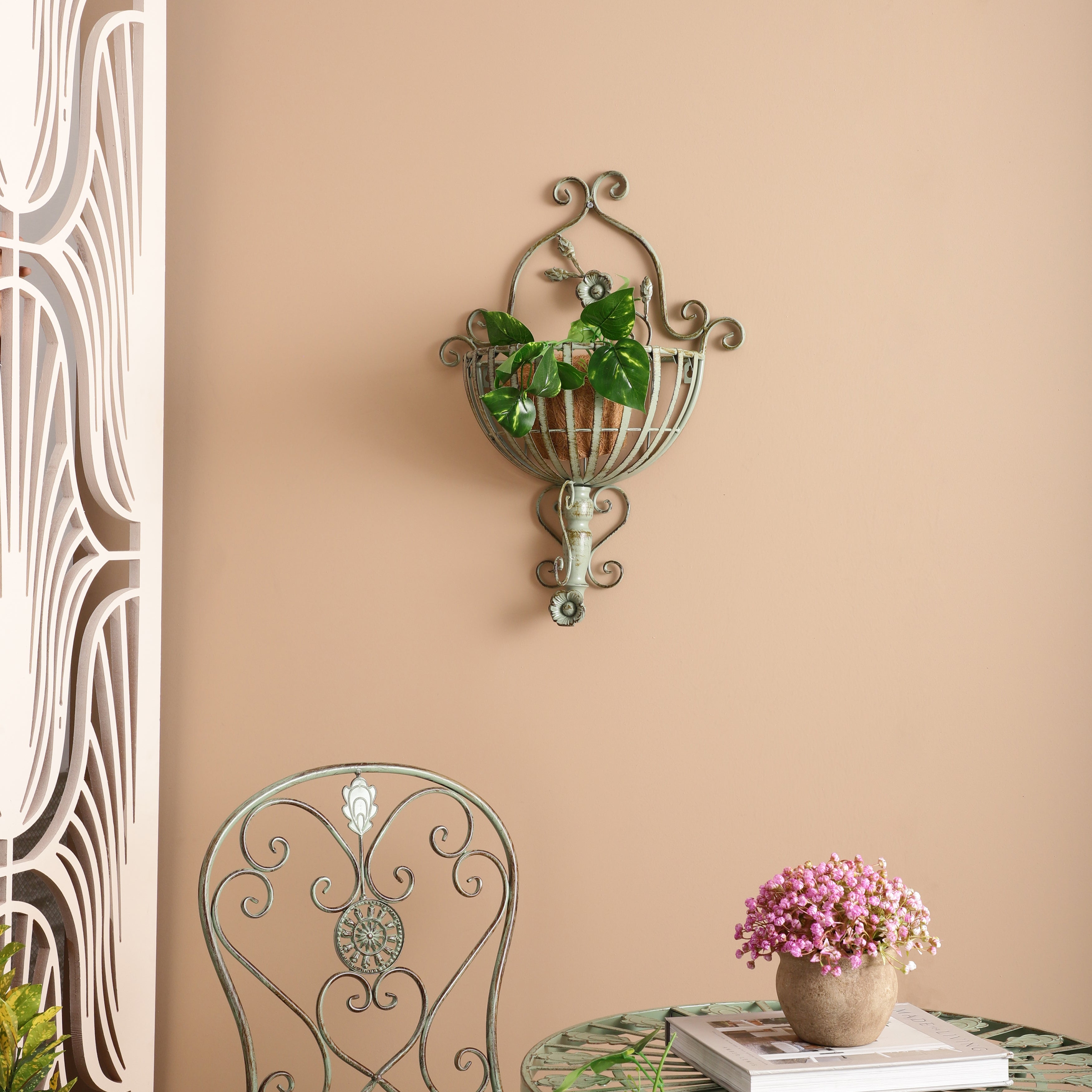 Olive Garden Wall Pot Holder