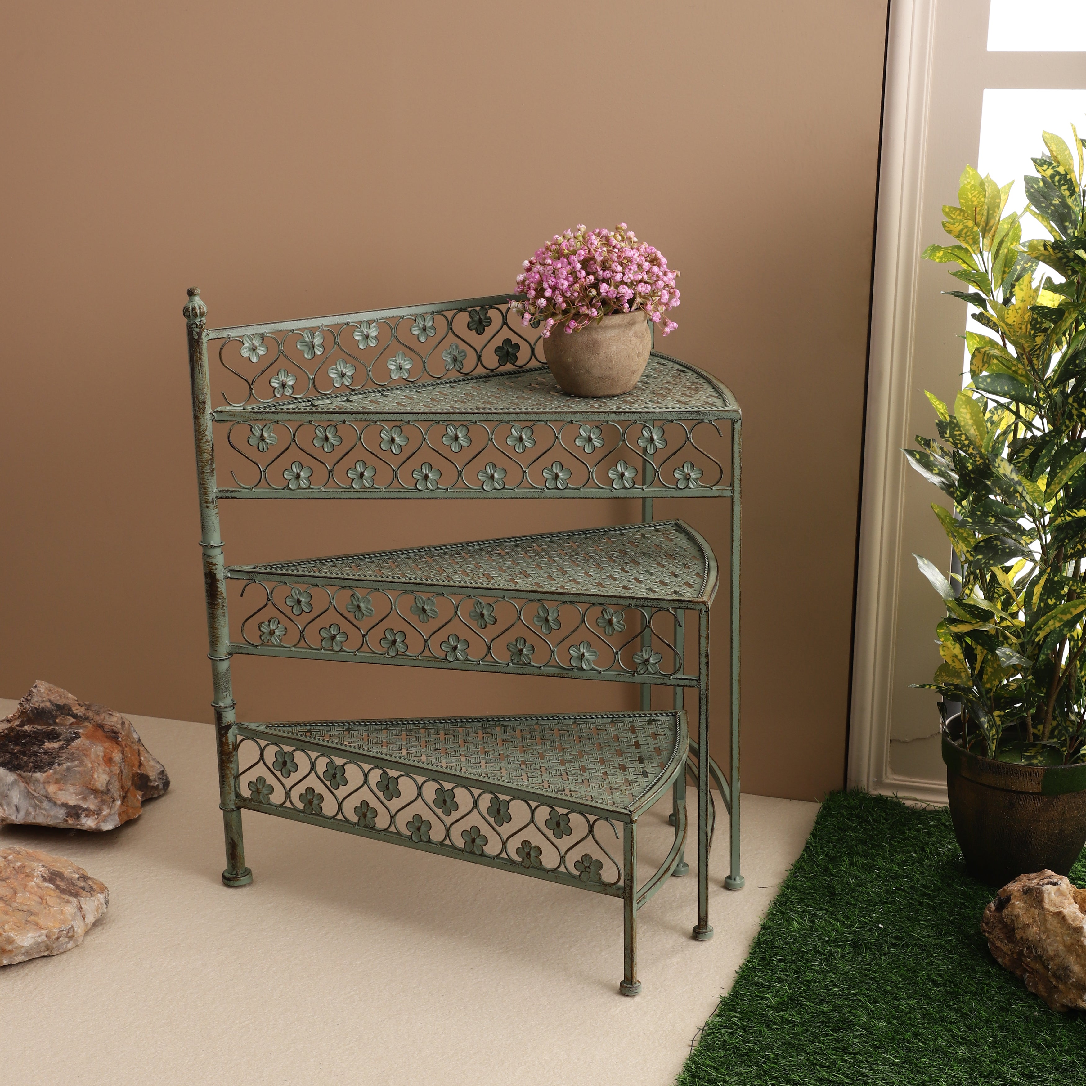 Olive Garden Foldable Stairs