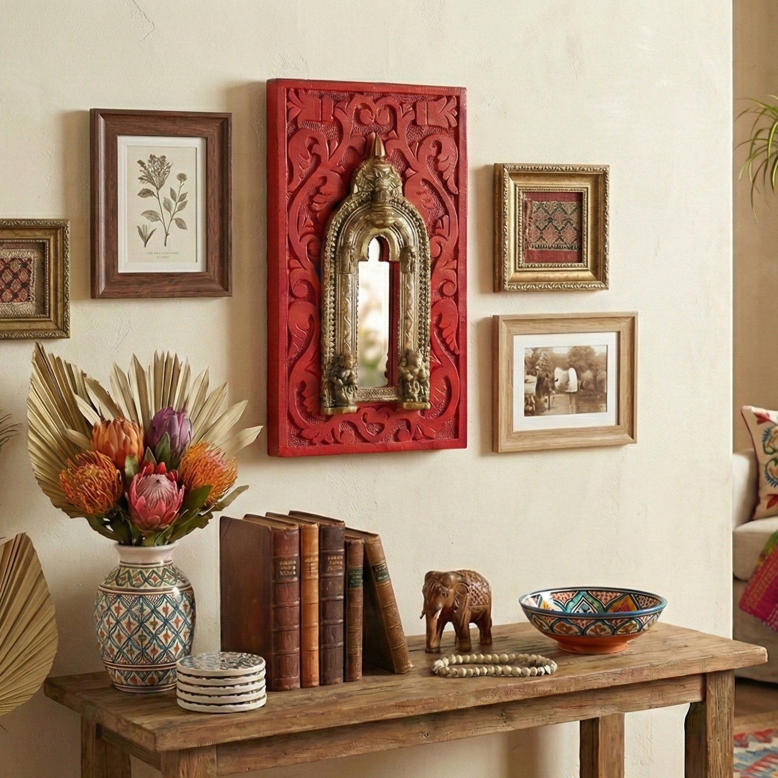 Gauhar Red Framed Prabhavali