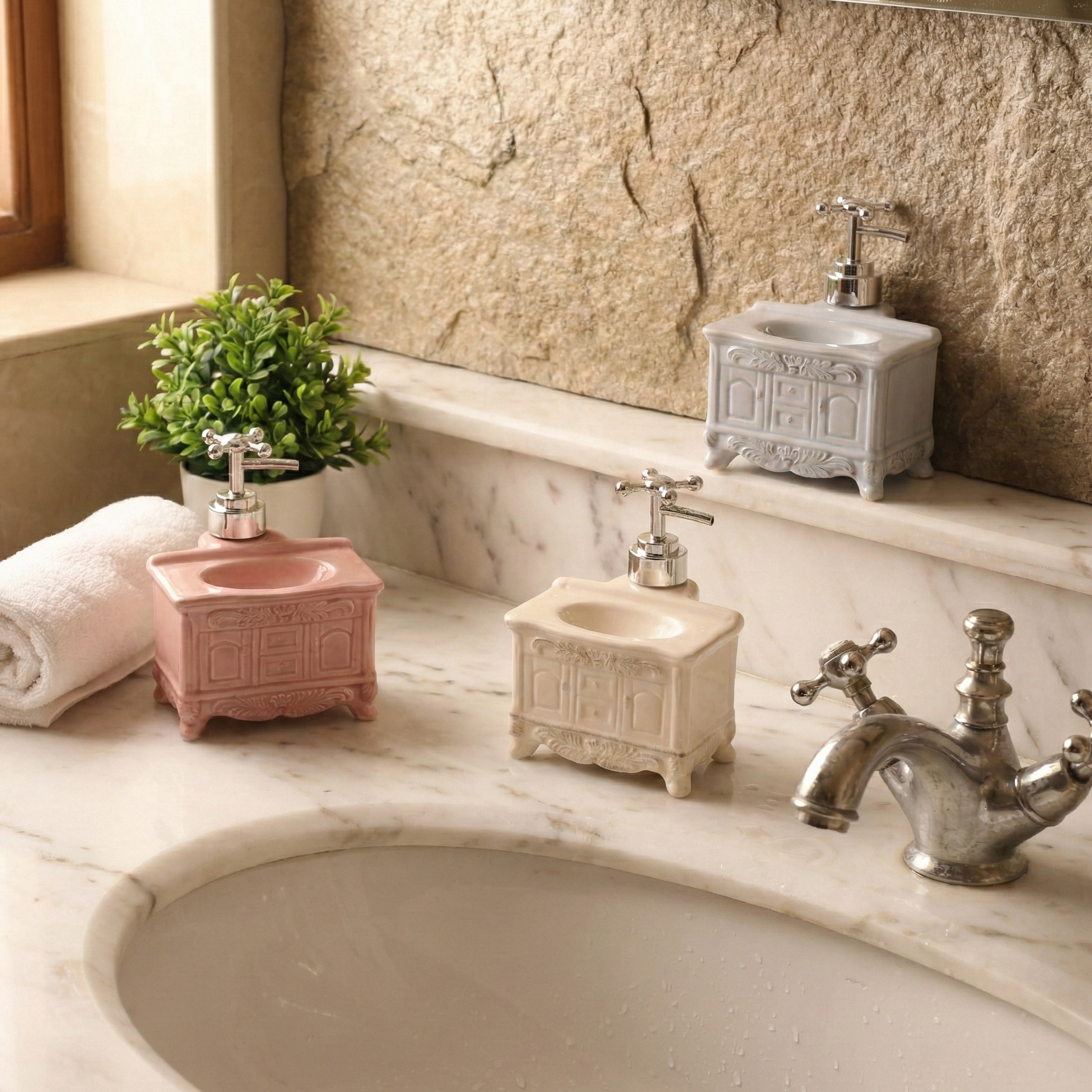 Victorian Basin Cabinet Shaped Soap Dispenser (Single)