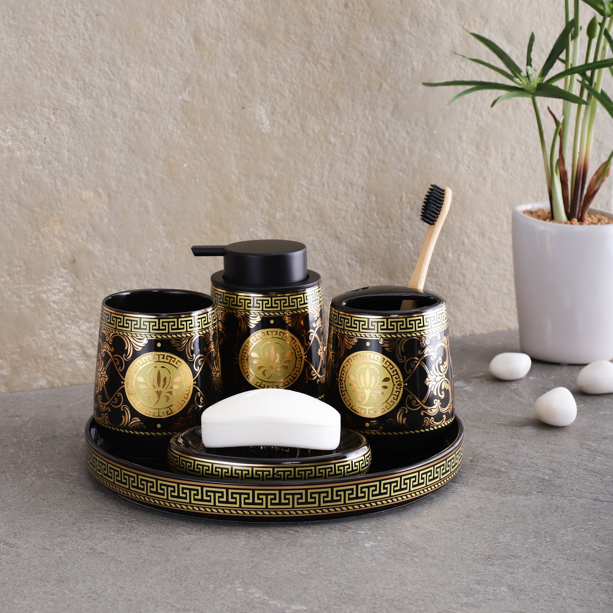 Luxury Black/Gold Roman Art 5 Piece Bath Set