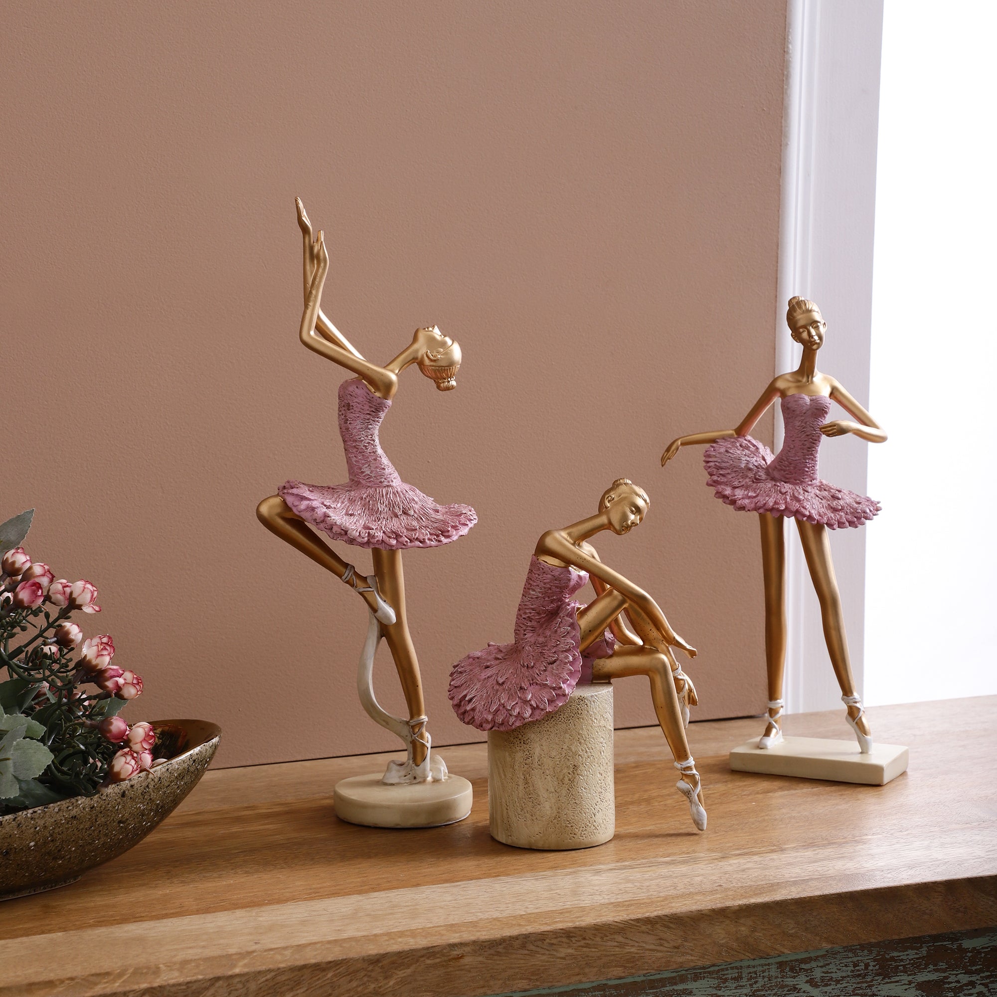 Three Pose Ballerina Dancers (Pink)