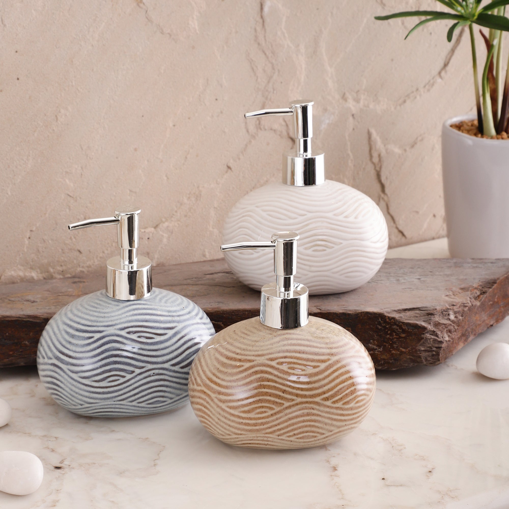 Groovy Oval Ceramic Soap Dispenser (Single)