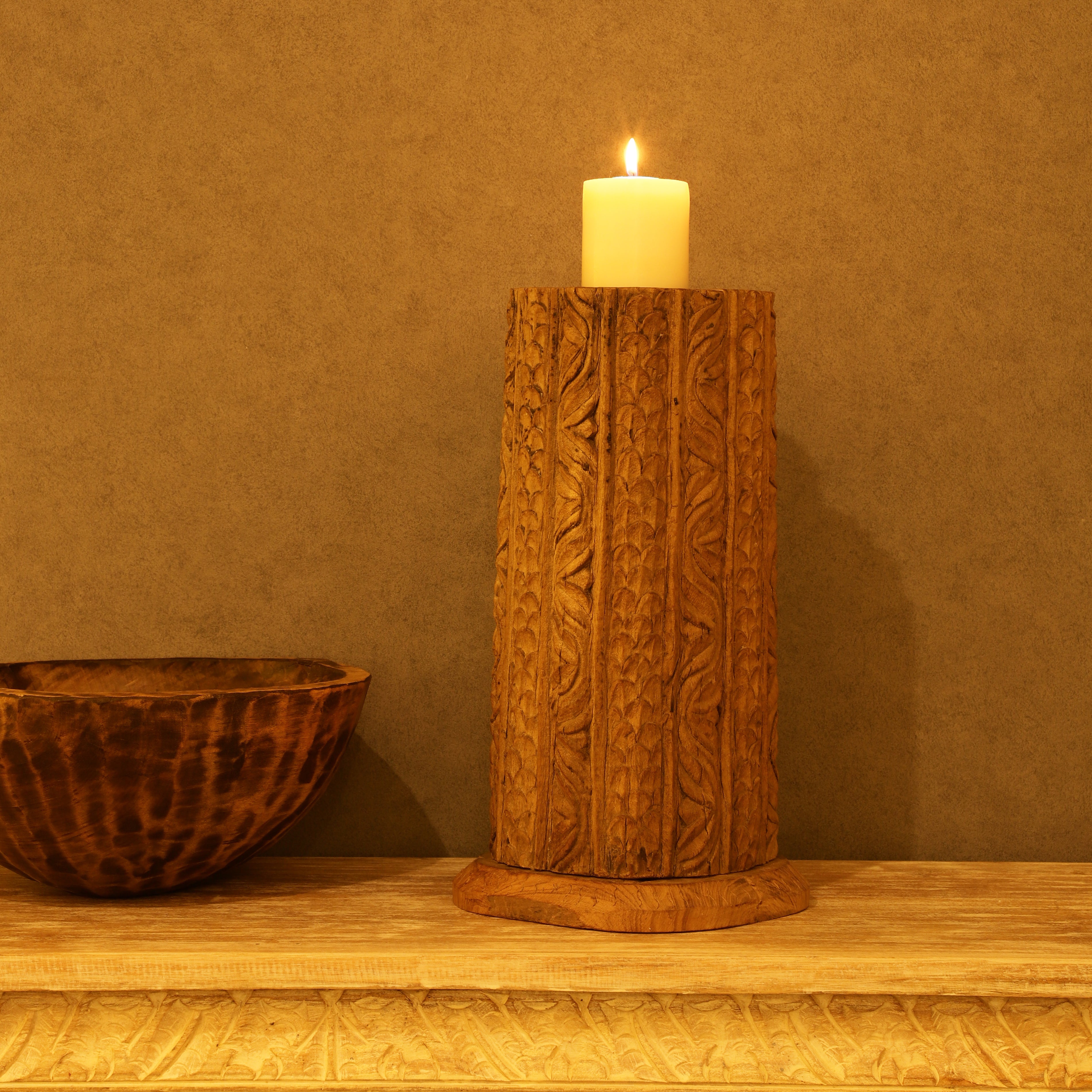 Antique Carved Wooden Candle Pillar (Round)