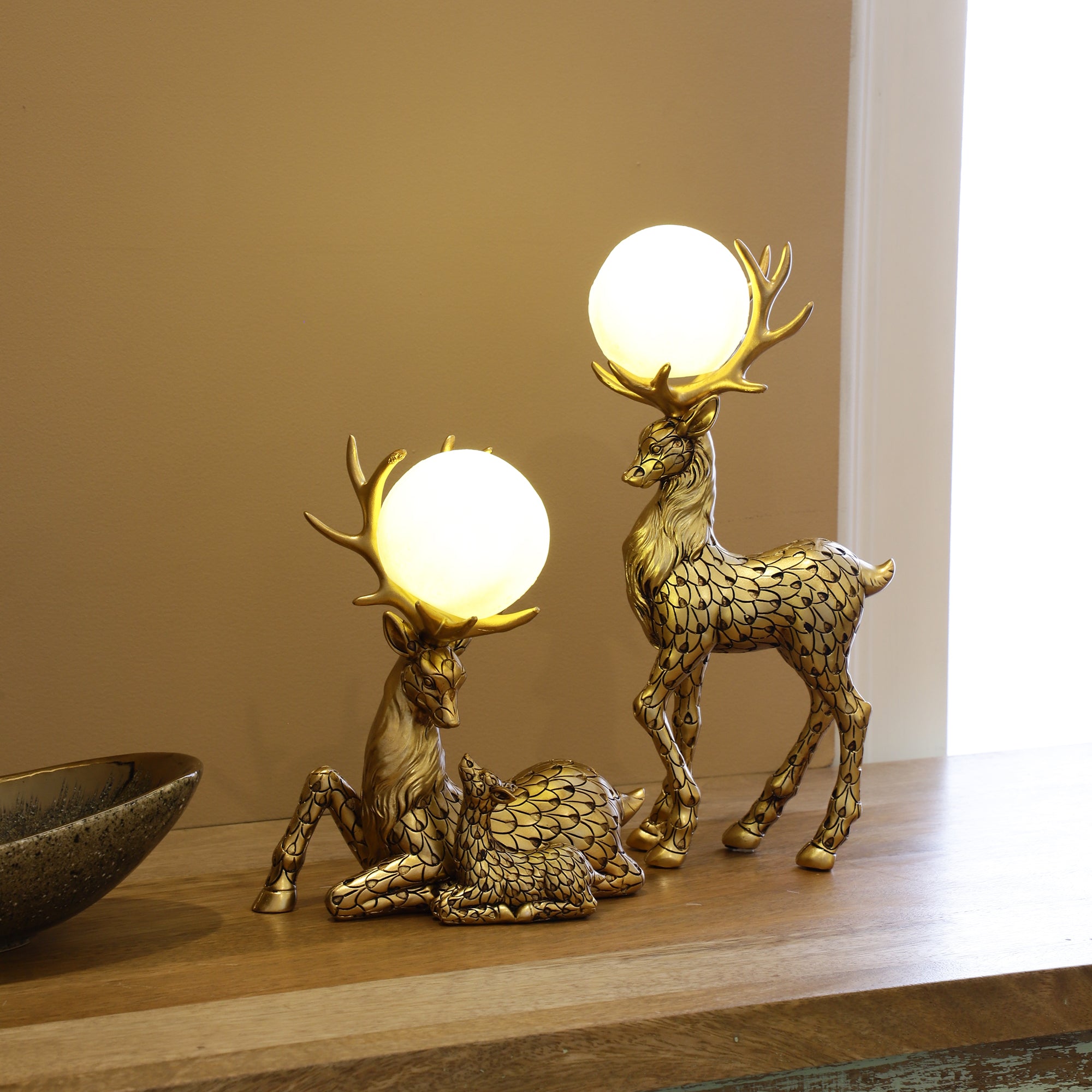 Gold Stag Family (Set of 2)