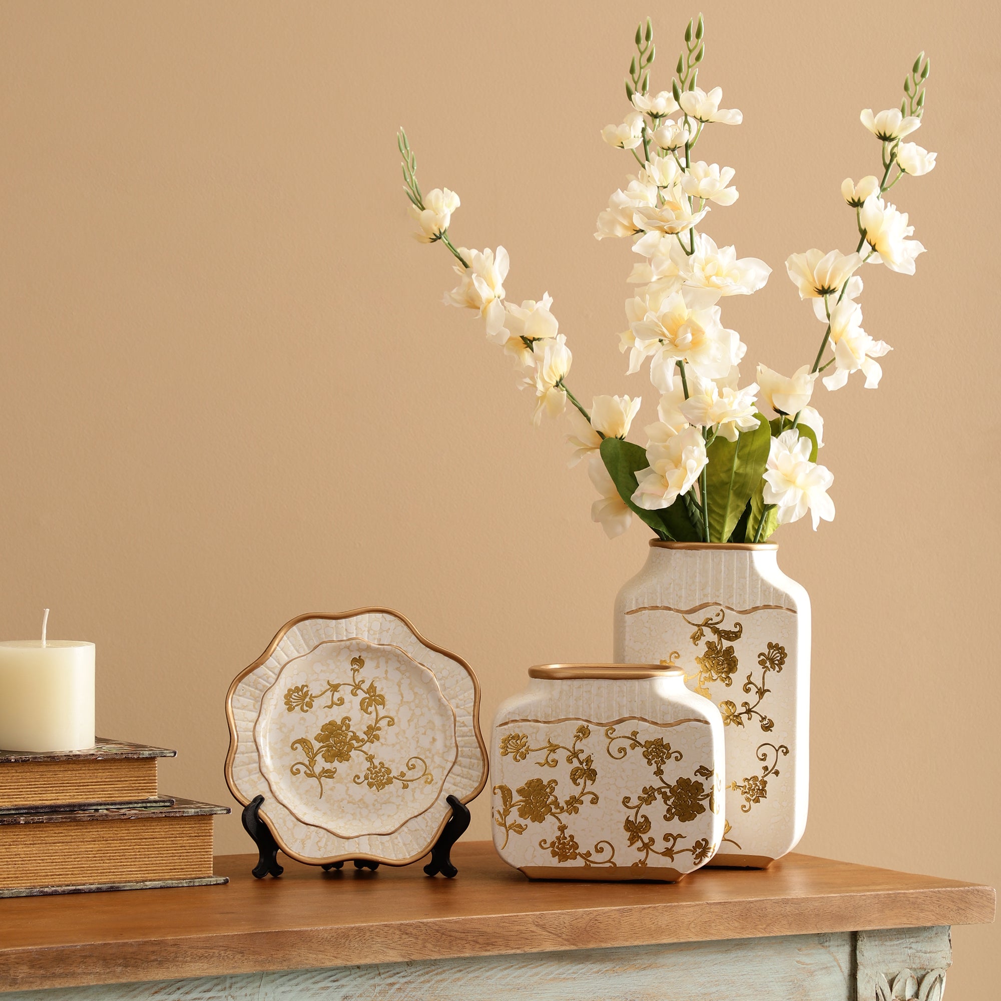 White Regal Gold Floral Pattern Ceramic Vase Set (Set of 3)