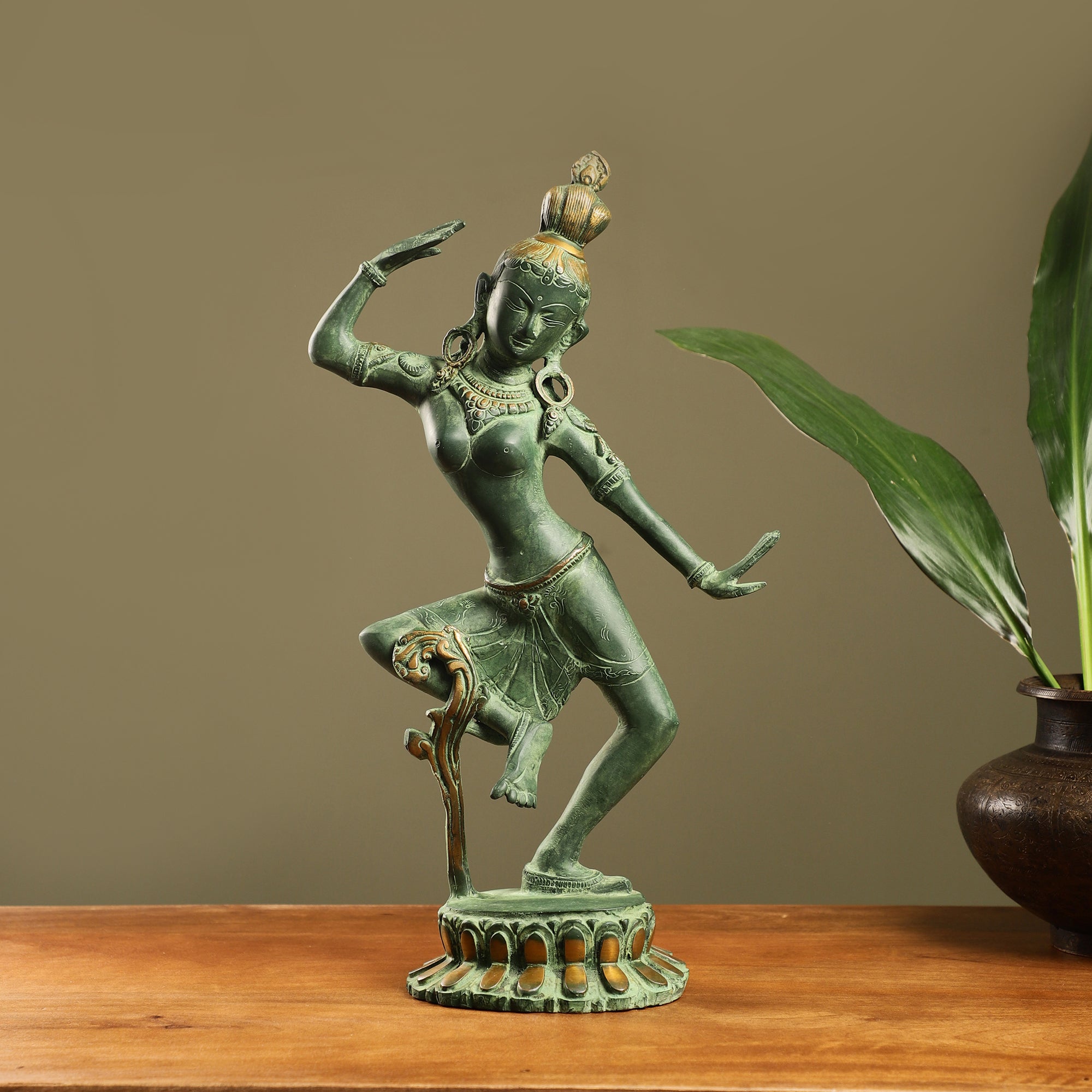 Brass Dancing Parvati Idol (Green)