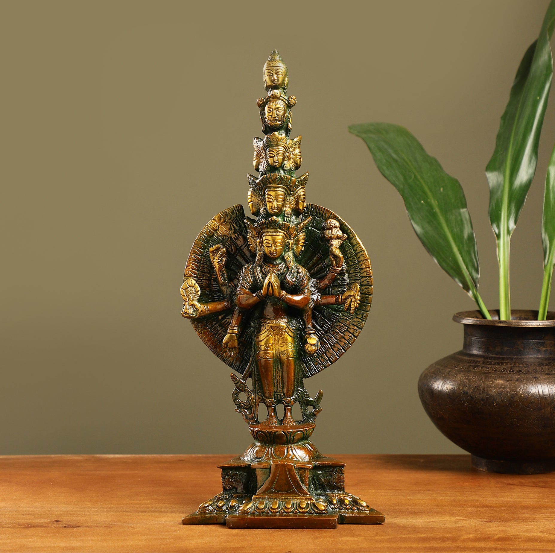 Brass Avlokeshwar Idol (Medium)