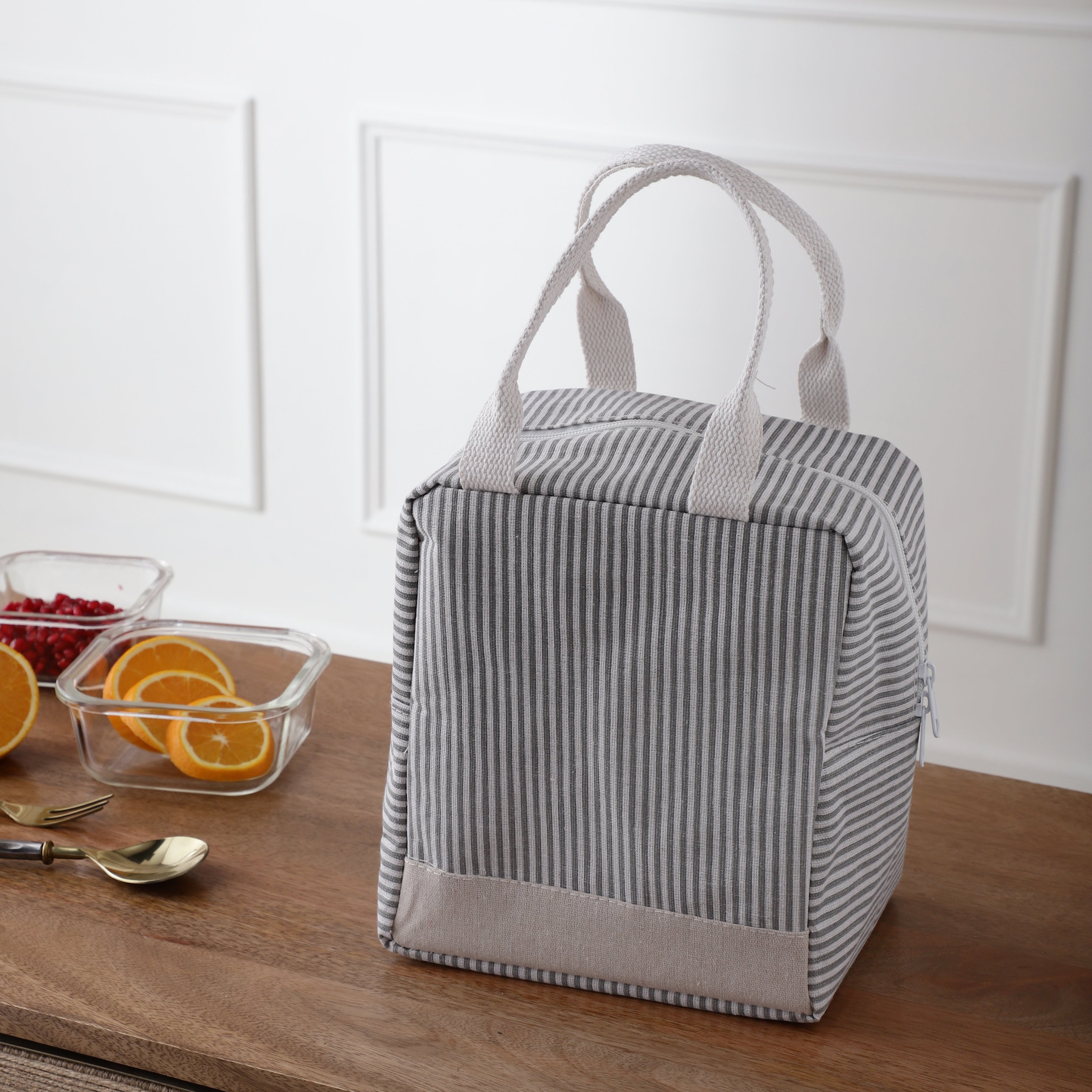 Modern Stripped Insulated Lunch Bag (Grey)