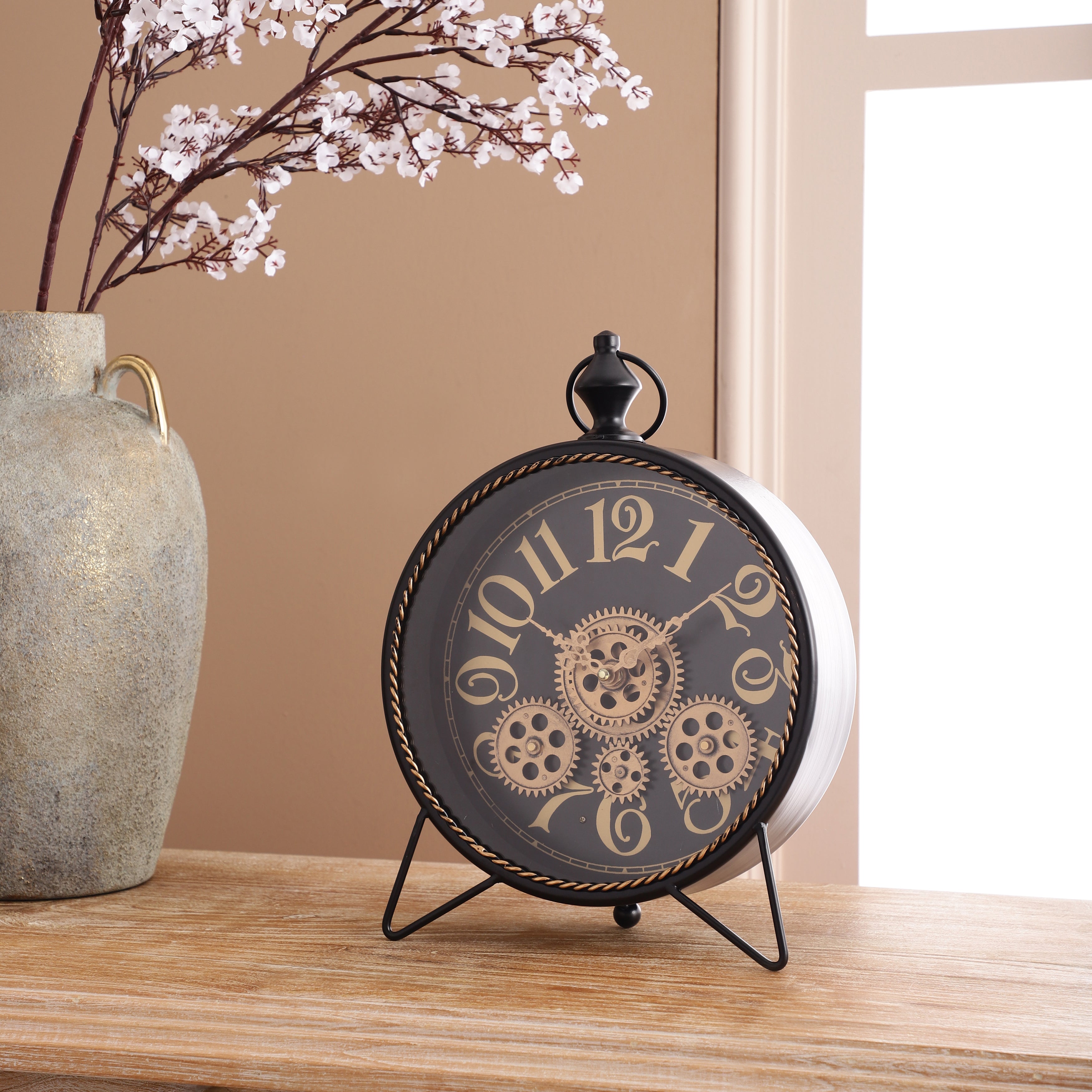 Round Vintage Black Table Clock