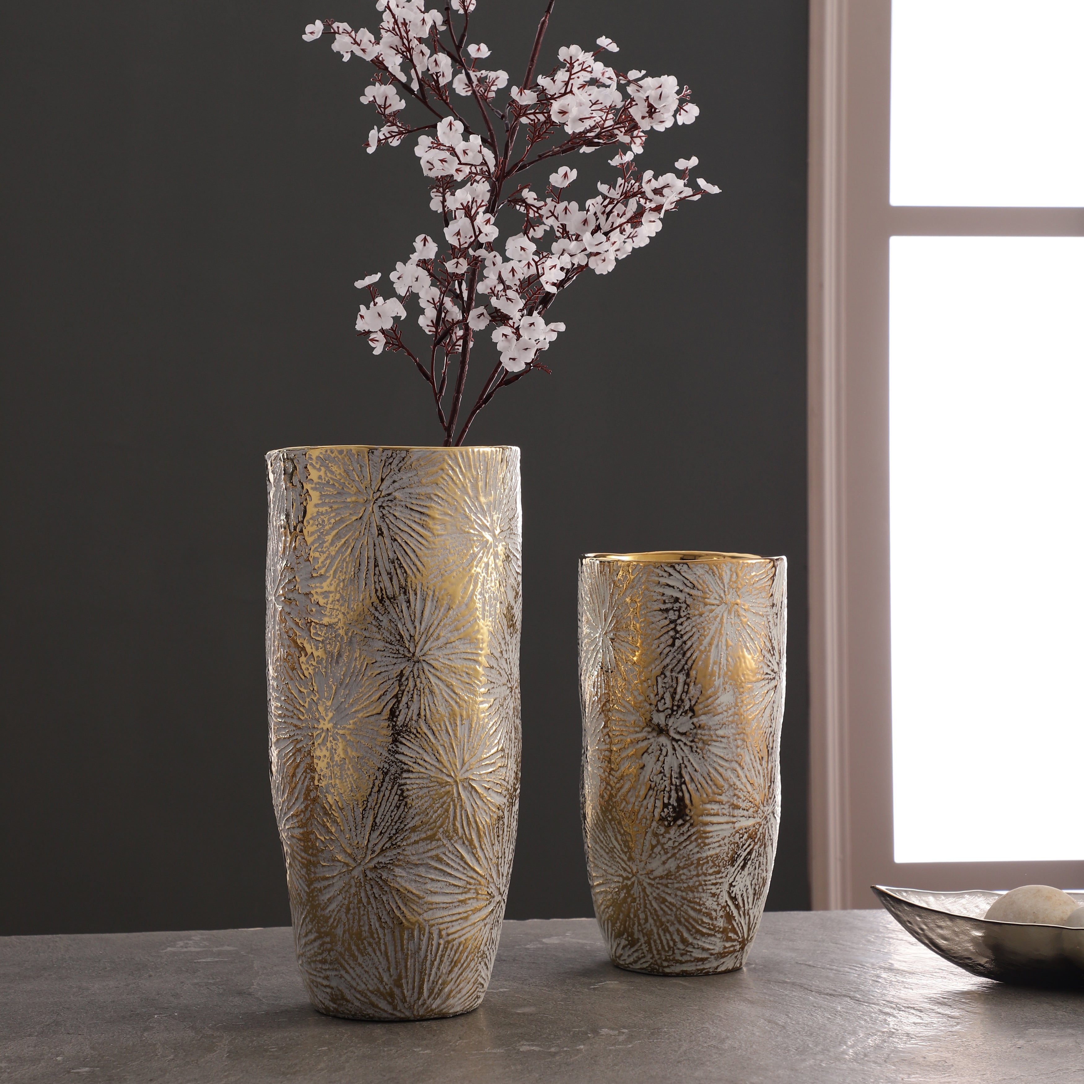 Luxe Gold Floral Embossed Vase (Single)