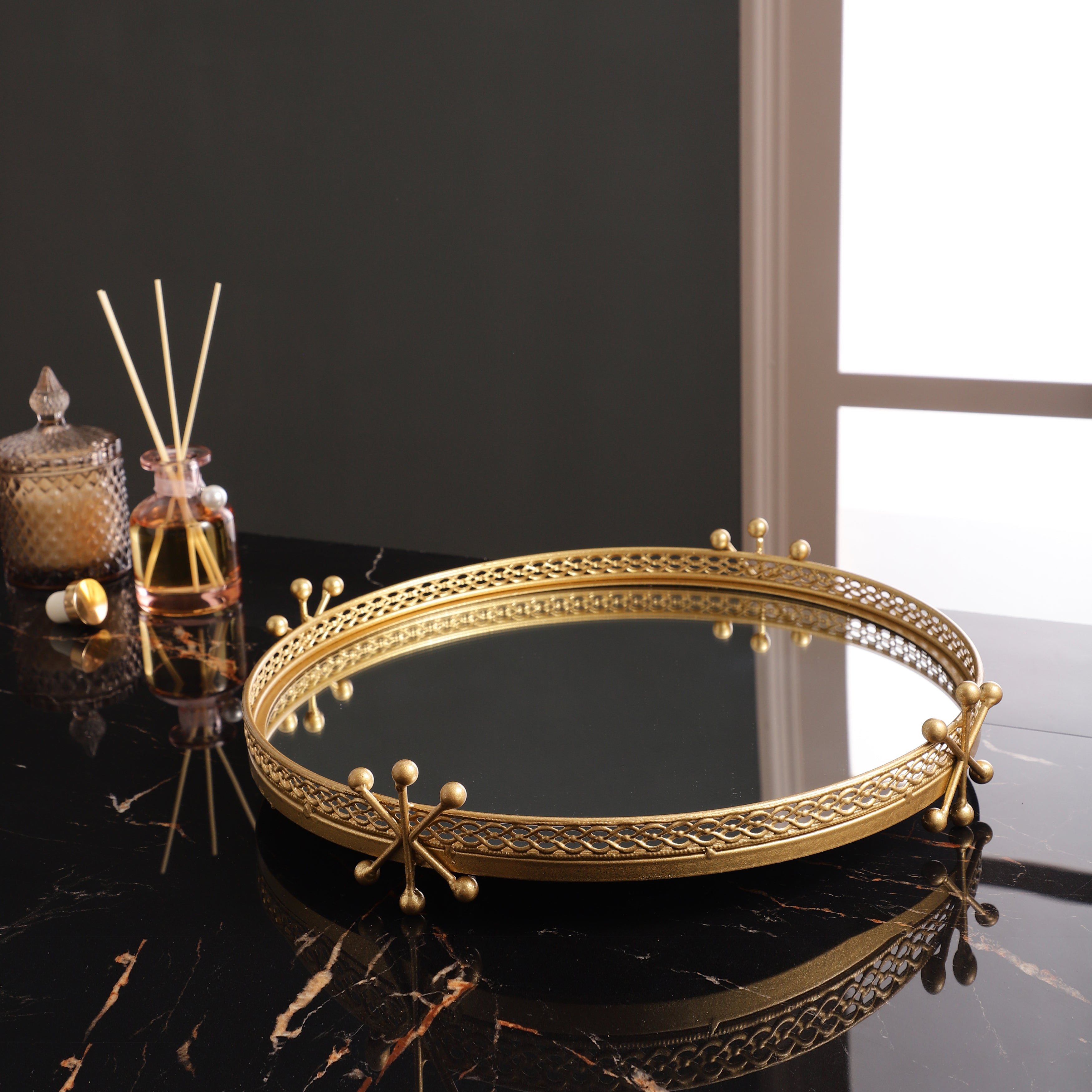 Meshed Round Mirror Tray