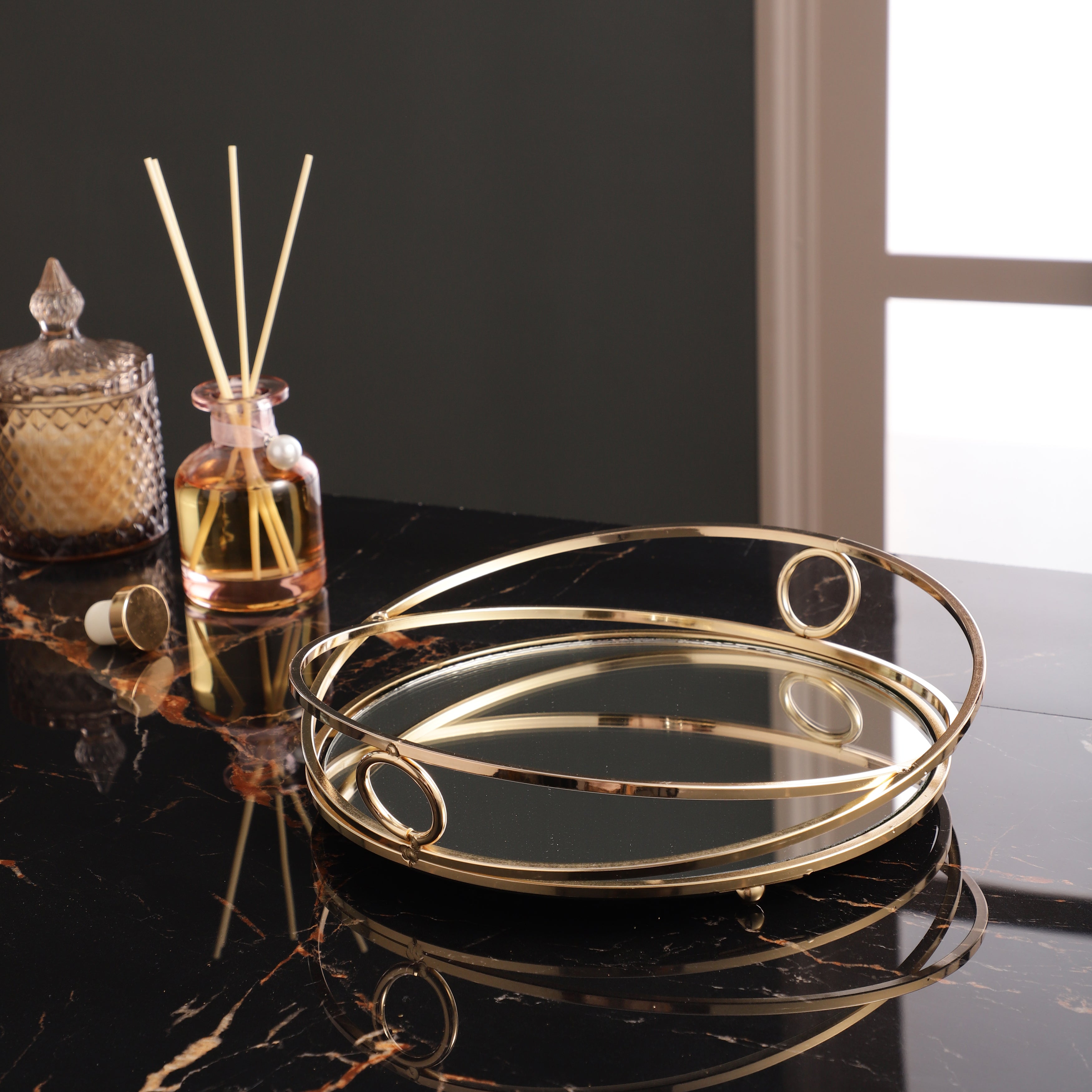 Elegant Round Mirror Tray