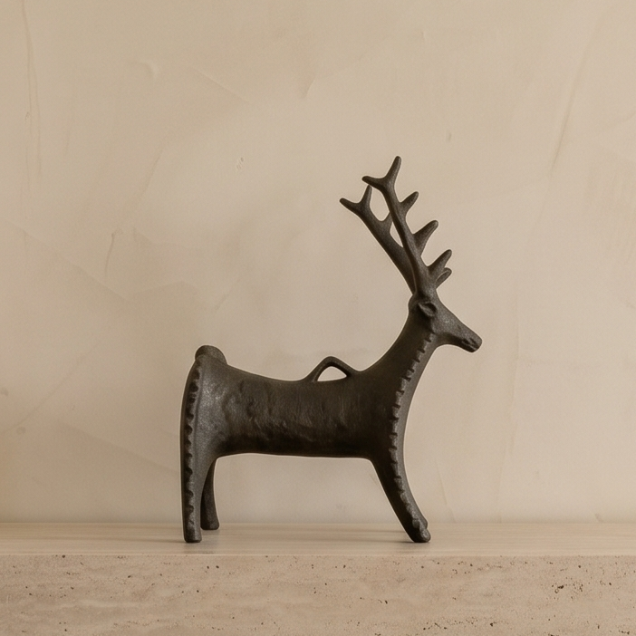 Silver Stag Grand Figurine