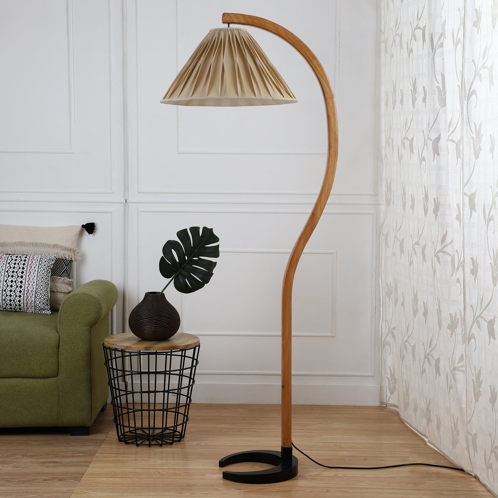 The Bohemian Floor Lamp￼