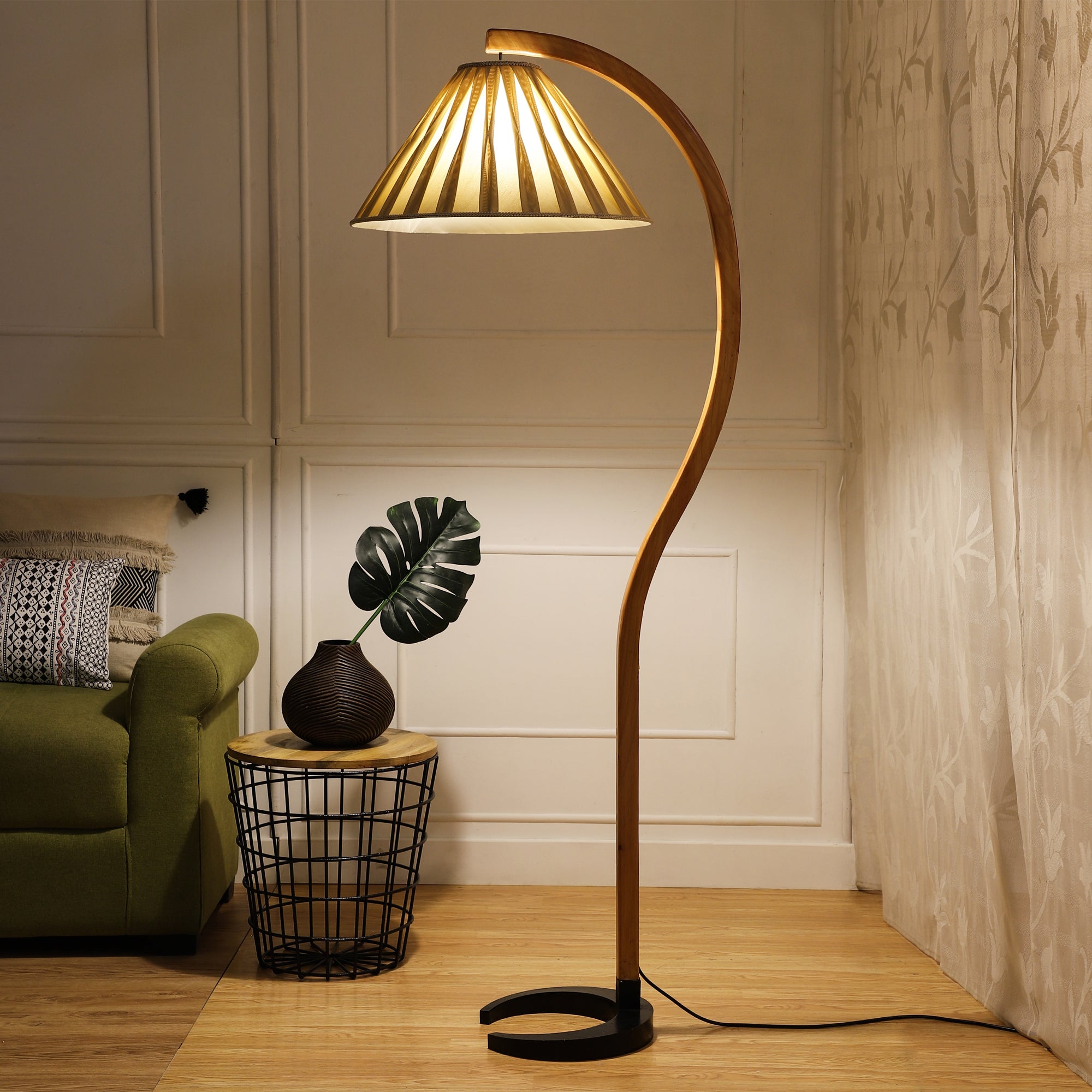 The Bohemian Floor Lamp￼